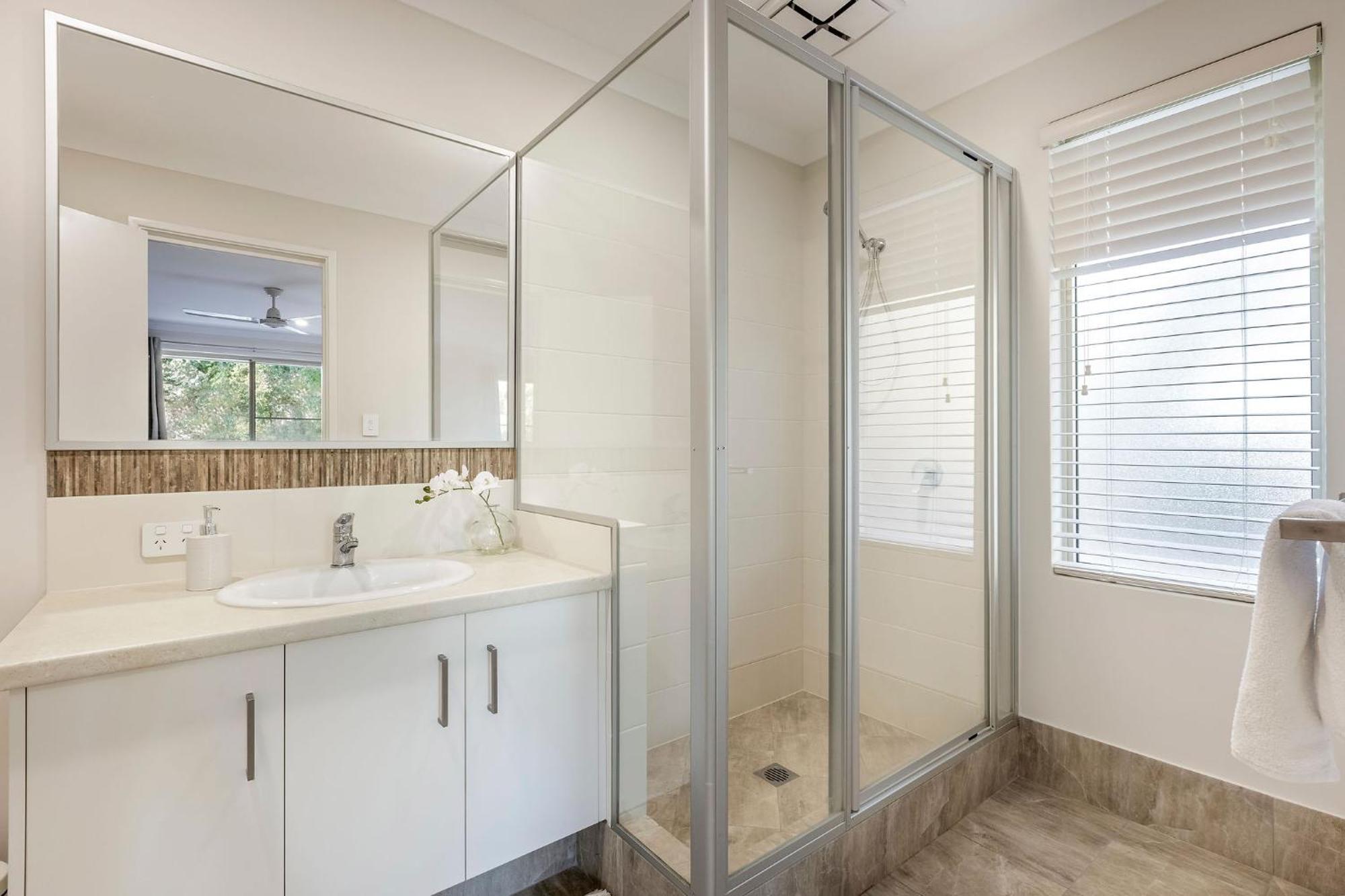 16 @ Rivendell Winery Estate - Yallingup